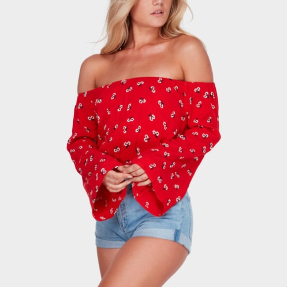 | billabong • red hot floral flare sleeve crop top • medium | - Picture 3 of 12